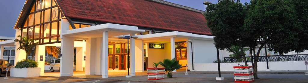 Lancaster Accra Hotel Exterior photo