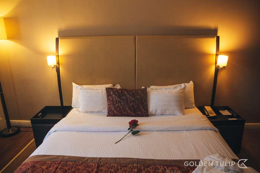 Lancaster Accra Hotel Room photo