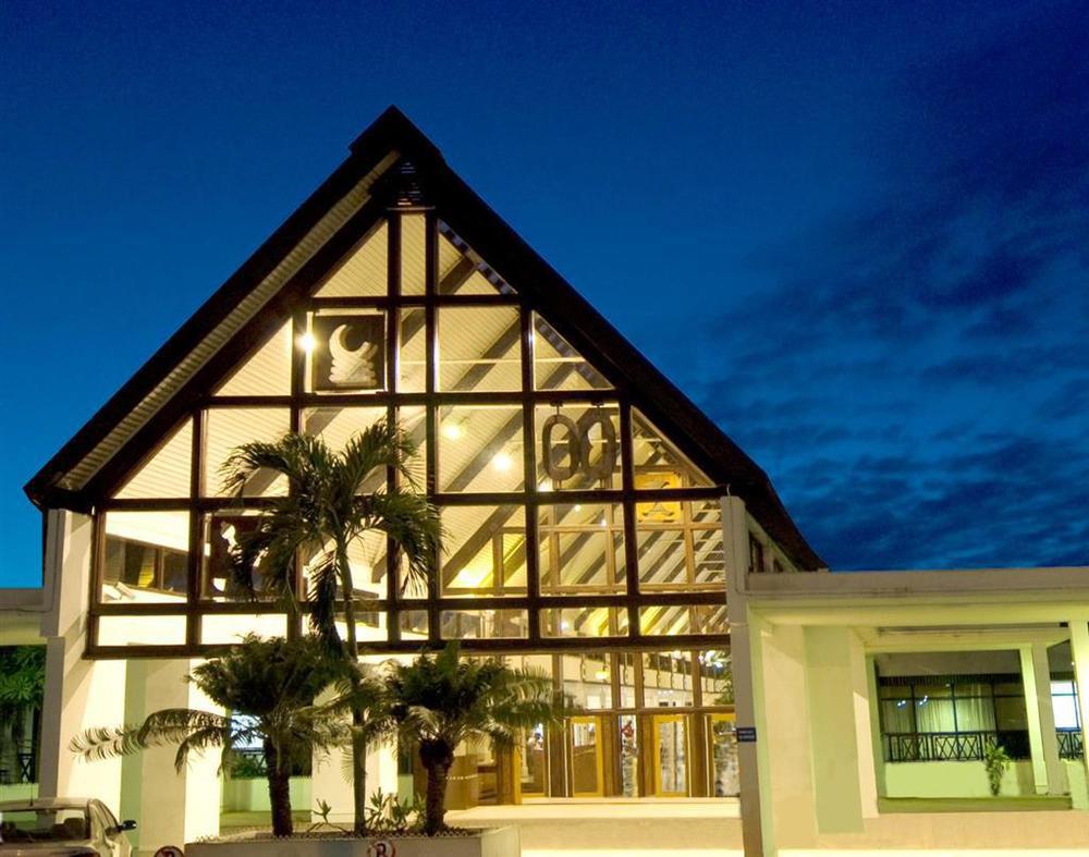 Lancaster Accra Hotel Exterior photo