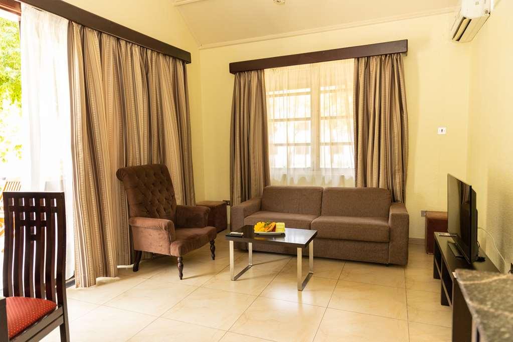 Lancaster Accra Hotel Room photo