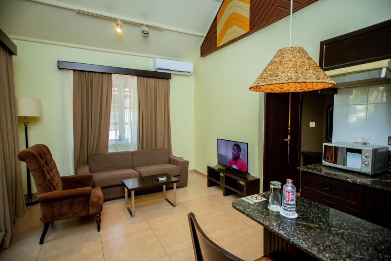 Lancaster Accra Hotel Exterior photo